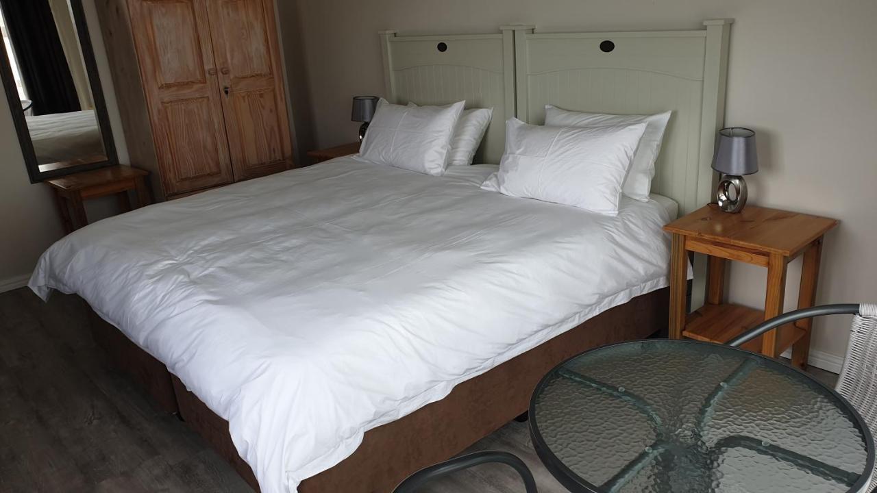 Hotel Stonehouse On Main Struisbaai Zimmer foto