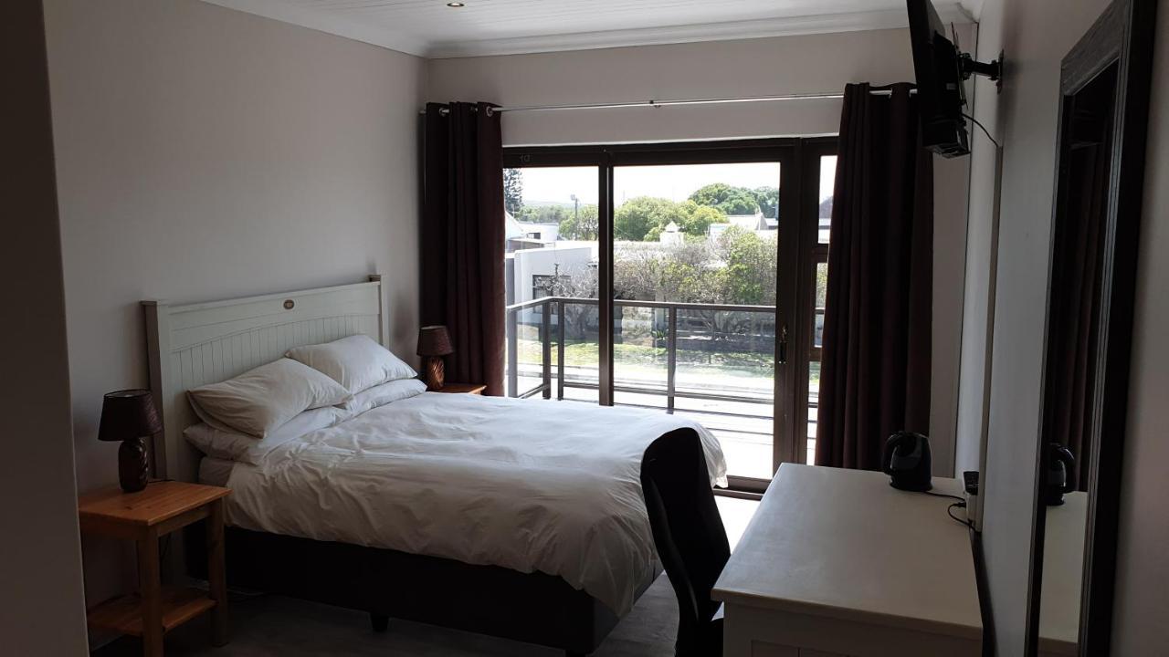 Hotel Stonehouse On Main Struisbaai Zimmer foto